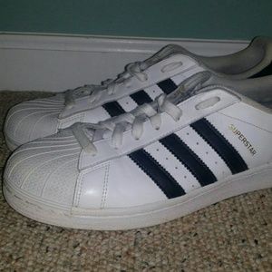 White Adidas Superstar